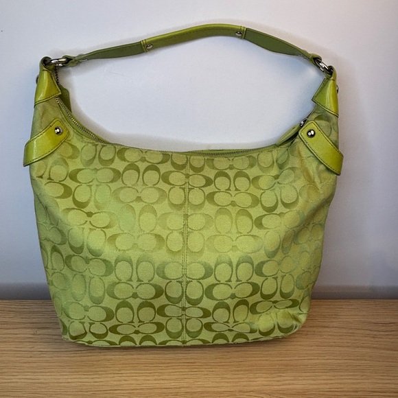 Vintage Coach Lime Green Signature Shoulder Bag 14691 - Picture 2 of 12